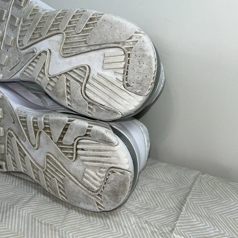 Nike Air Max Excee Womens‎ Sneakers 8.5 Pure White Running Shoes CD5432-114